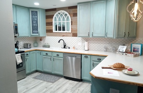 Panguitch House | Spacious 3 bedroom 2 bath home less than 25 miles from Bryce Canyon.