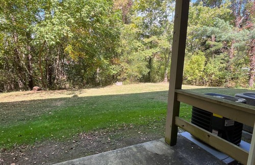 Kabrich Crescent Apartment | Spacious 3-bedroom apartment in Blacksburg, VA! Great location!