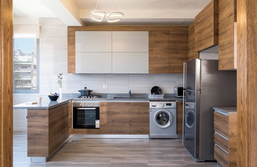 Achrafieh Apartment | Spacious 3-bedroom apartment with AC, WiFi in fantastic Bayrut