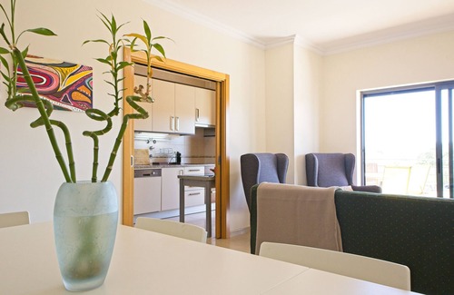 Albardeira Apartment | Spacious 3-bedroom apartment with private pool - next to Lagos Marina