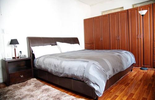 Centro Historico Apartment | Spacious 3 Bedroom apartment Old Town