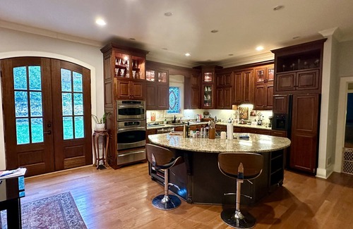 Belknap House | Spacious 3 bedroom home