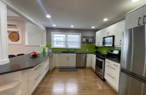 Byron Apartment | Spacious 3-Bedroom Unit in the Heart of Byron