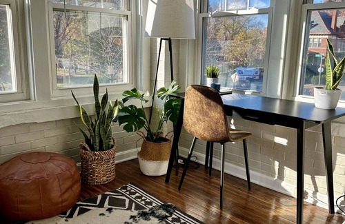 Franklin Park House | Spacious 3bd/2ba Home Downtown Area