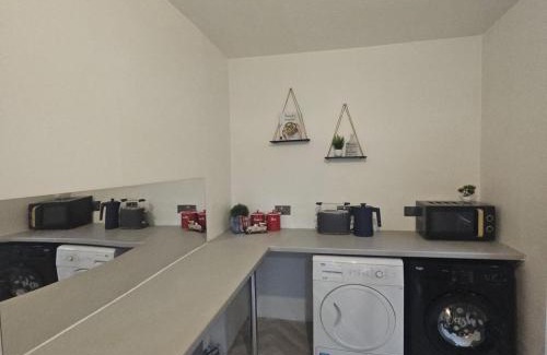 Birmingham House | Spacious 3bed, Sleeps5, Parking
