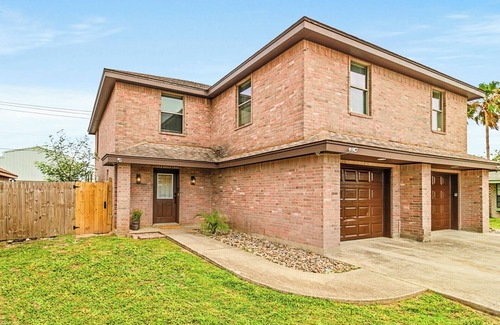 Port Isabel House | ♥︎Spacious 3BR Home Near SPI Beach & Restaurants♡