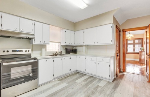 Wilkinsburg House | Spacious 3BR Home near Downtown, Oakland & East Liberty! Max 15 nights by RedAwning