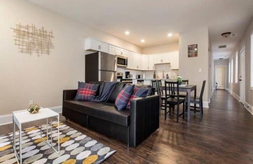 Phoenix Hill House | Spacious 3BR House with Backyard in NULU CozySuites