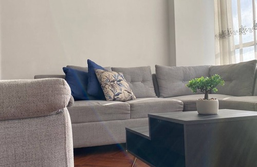 Magdalena del Mar Apartment | Spacious 4-bedroom apartment with AC and WiFi in cool Magdalena del Mar