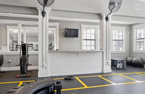 Bay Area Condo | Spacious 4 Bed 4 Bath Condo with Amenity Galore and Pool 4302
