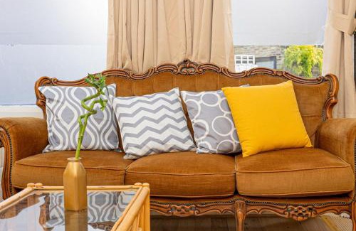 Munster Apartment | Spacious 4-Bed Fulham Stay Walk to River Thames