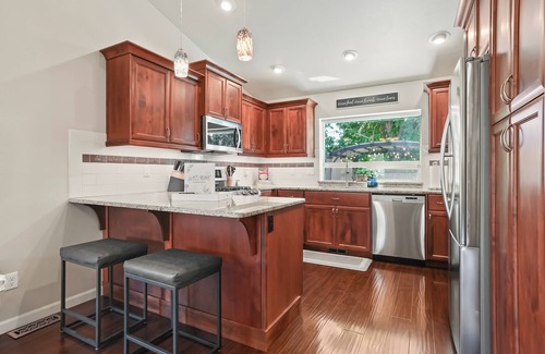 West Bench House | Spacious 4-bedroom 3 bath family friendly with pool and hot tub in central Boise