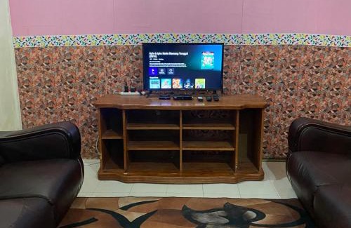 Chukai House | Spacious 4 Bedroom 3 bathroom (Coway & Wifi)