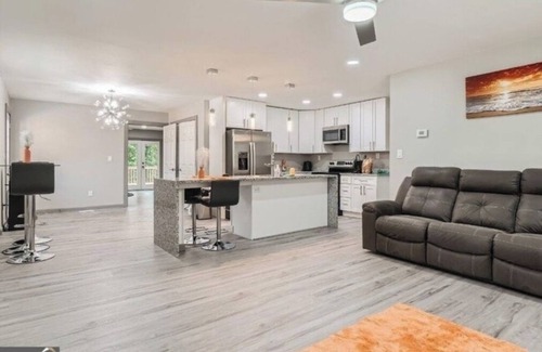 Atlanta House | Spacious 4-bedroom house known as Relaxation Palace