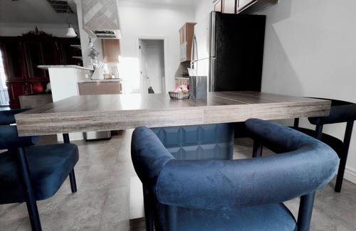 Trailwood House | Spacious 4-Bedroom Retreat – Perfect for Groups & Families