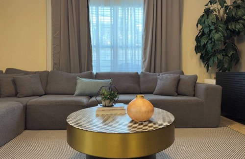 Kissimmee House | Spacious 4-bedroom townhome in brilliant Kissimmee with Private Pool
