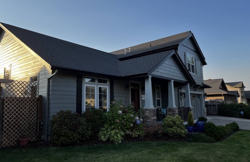 Eugene House | Spacious 4 BR 3BTH dog-friendly home minutes from UofO