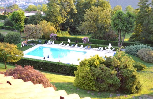 Vignone Apartment | Spacious 4½-room apartment with 3 balconies, pool and children's pool