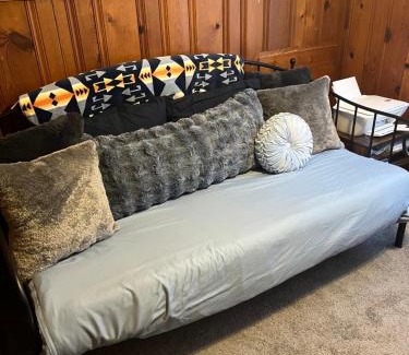 Columbus House | Spacious 4BR Family & Work-Friendly Home, Close to Airport