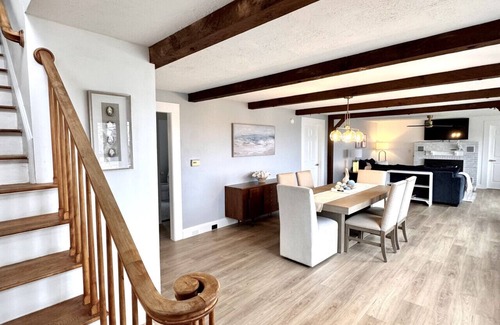 Old Orchard Beach House | Spacious 4BR Coastal House w/pool Near Beach/Pier