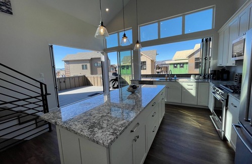 Steamboat Springs House | Spacious 5 bedroom house + bunkroom with rooftop deck and private hot tub