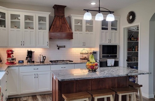 Ham Lake House | Spacious 5-bedroom 4-bathroom house in an acre land in Ham Lake