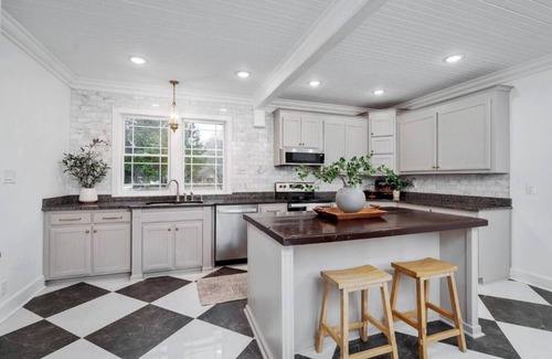 Aiken House | Spacious 5-bedroom Downtown home in charming Aiken