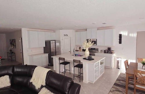 Winter Haven House | Spacious 5-bedroom house with WiFi, AC in welcoming Winter Haven