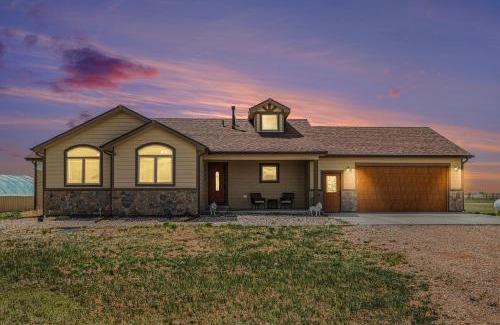 Carpenter House | Spacious 5br Ranch W Hot Tub & Patio