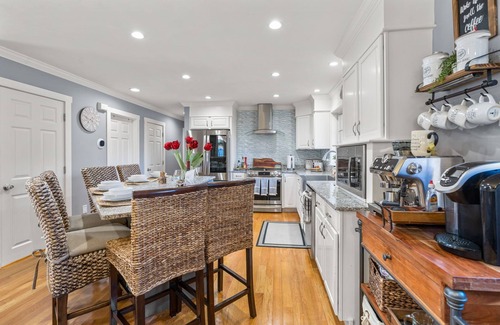 Barnstable House | Spacious 6-bedroom house in delightful Cape Cod with Saltwater pool & firepit