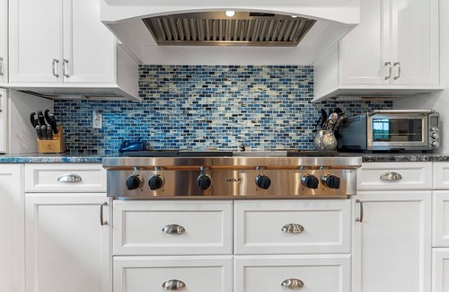 Silver Beach House | Spacious 6-bedroom house with WiFi and AC at Old Silver Beach in Falmouth