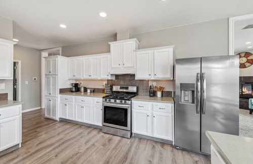 Cedar City House | Spacious 6BD w/Hot Tub