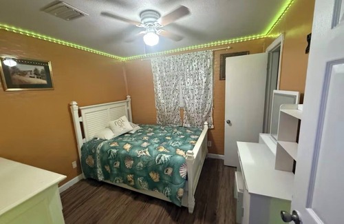 Fort Lauderdale House | Spacious 7-bedroom house in amazing Fort Lauderdale with AC