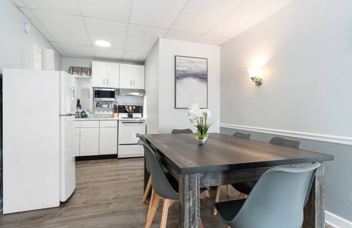 Old Orchard Beach Condo | Spacious 8 Bed Suite Combo – Units 441 & 442 | Sleeps 10-12