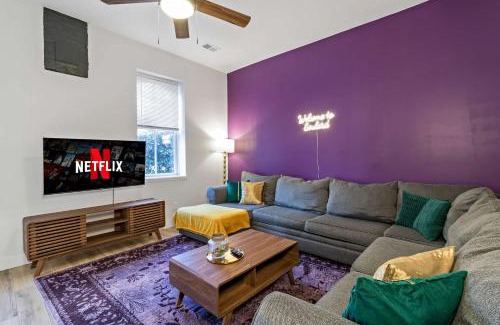 Soulard Apartment | Spacious 8BR-4BA Group HQ Patio&Games Soulard