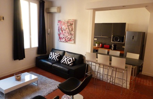 Couronne Urbaine Apartment | Spacious and cozy apartment in the heart of the historic city center
