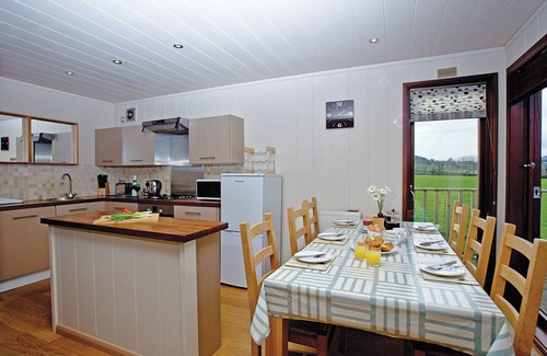Dawlish Cabin | Spacious and contemporary lodge with countryside views.