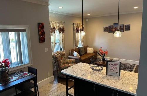 Malden Apartment | Spacious and Cozy- near T-station-Quiet Neighborhood!