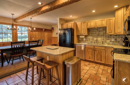 Lake Placid House | Spacious and Elegance Townhome, Walk to Town, Pool, Beach!