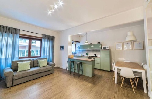 Quartiere XIII Aurelio Apartment | Spacious and Elegant Accommodation Near St. Peter's Basilica