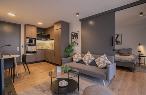 El Golf Apartment | Spacious and modern apartment in Las Condes