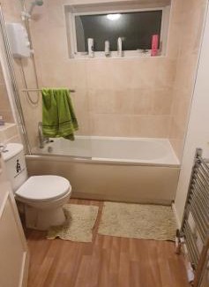 Milton Keynes House | Spacious and Serene Stay near Milton Keynes centre