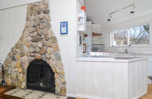 Culloden Shores House | Spacious and Tranquil Montauk Home with Lots of Privacy!