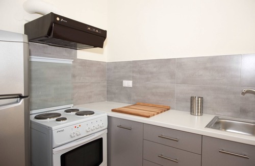 Melissi Apartment | Spacious Apartment on the Beachfront