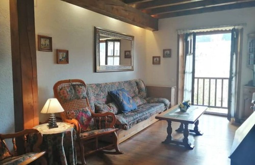 Taull Apartment | Spacious apartment with garden Cosmos 1