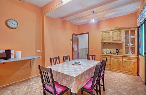 La Guancha Apartment | Spacious Apartment 'Casa Marrero' with Wi-Fi