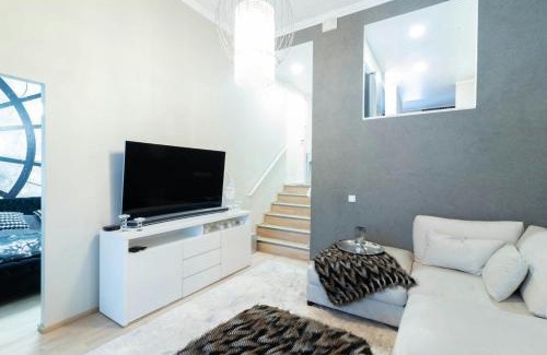 Kallio Apartment | Spacious Apartment for 4 with Sauna