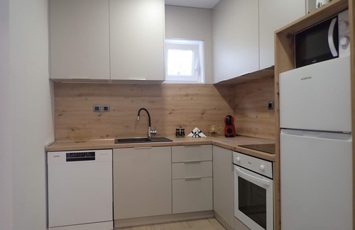 Baric Draga Apartment | Spacious apartment for 6-8 people near the beach