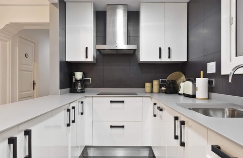 La Sagrada Familia Apartment | Spacious apartment next to the Sagrada Familia