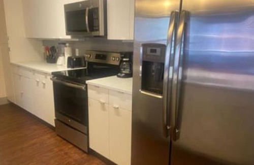 The Galleria Apartment | Spacious apartment near Galleria